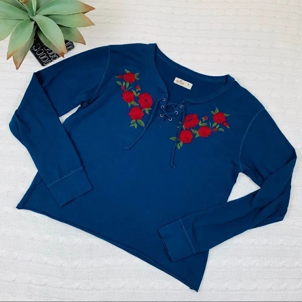 Hollister lace up long sleeve embroidered crop top